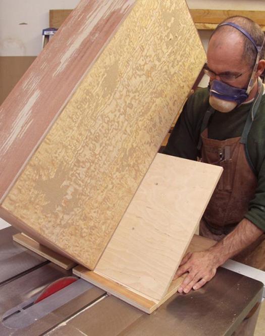 Heirloom Hand-Tool Cabinet Woodworking Plan