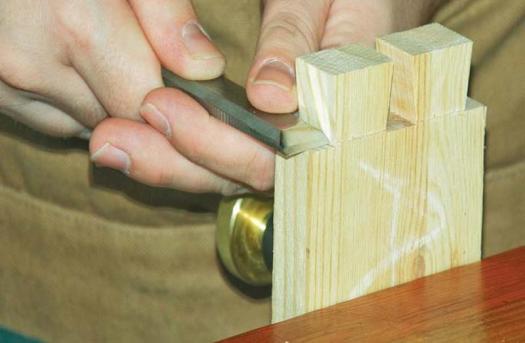 Trimming dovetails
