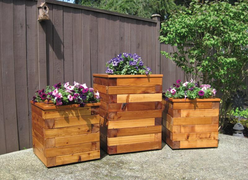 >Build a planter box