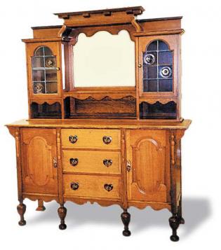 >Furniture styles – historical overview