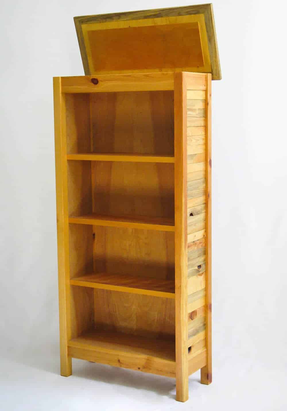 Book/curio shelf