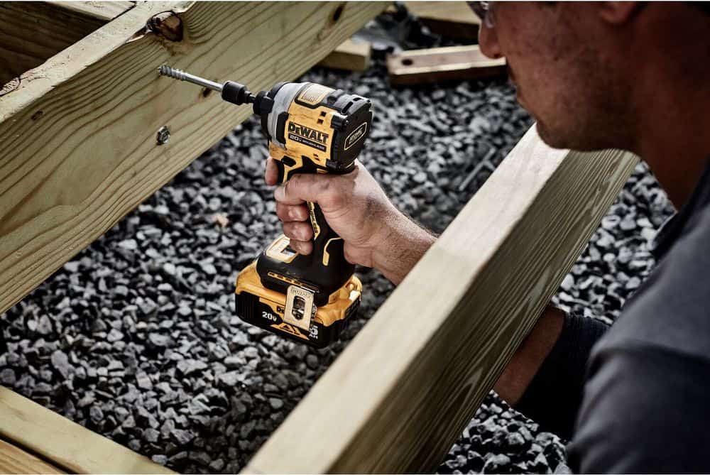 >DEWALT ATOMIC compact series 20V MAX lineup expands with new impact driver and impact wrenches
