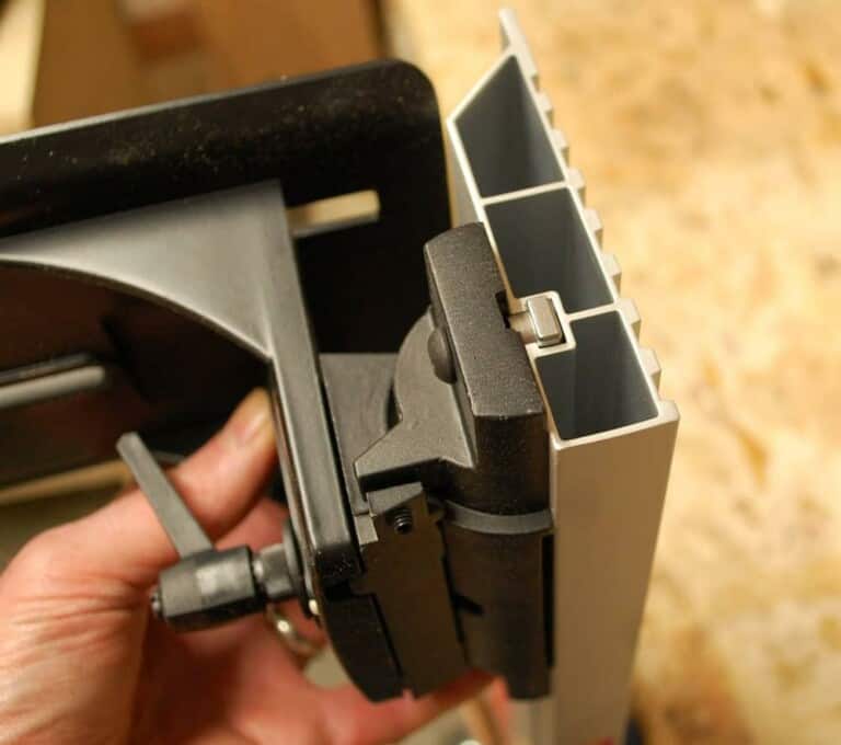 King Canada 6" benchtop jointer with helical cutterhead Canadian