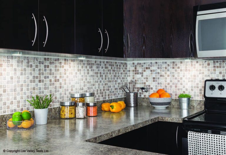 HomeInOn – LED kitchen cabinet lighting