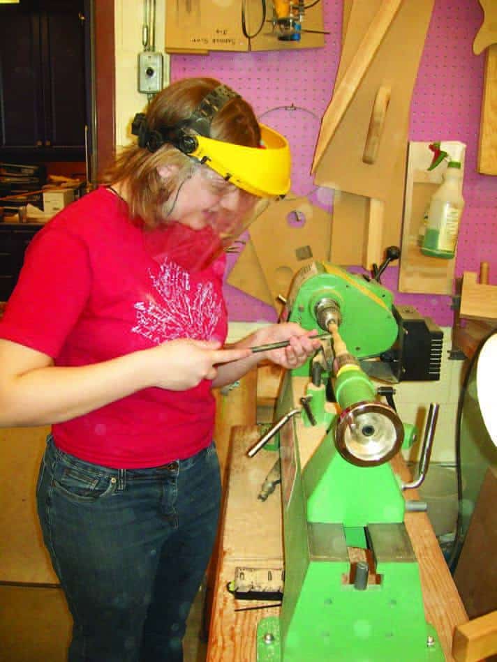 >Woodturners Support Cancer Research