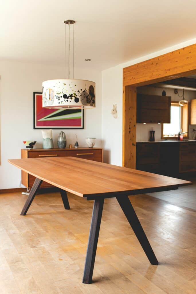 Stephane Dumont-table