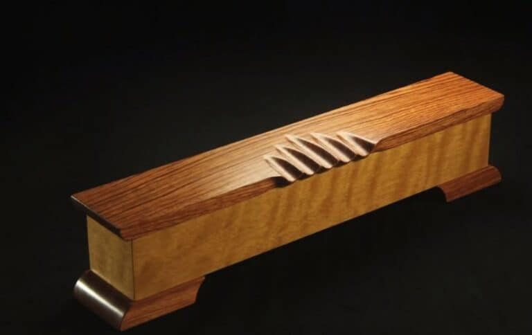 Make a classic fan carving