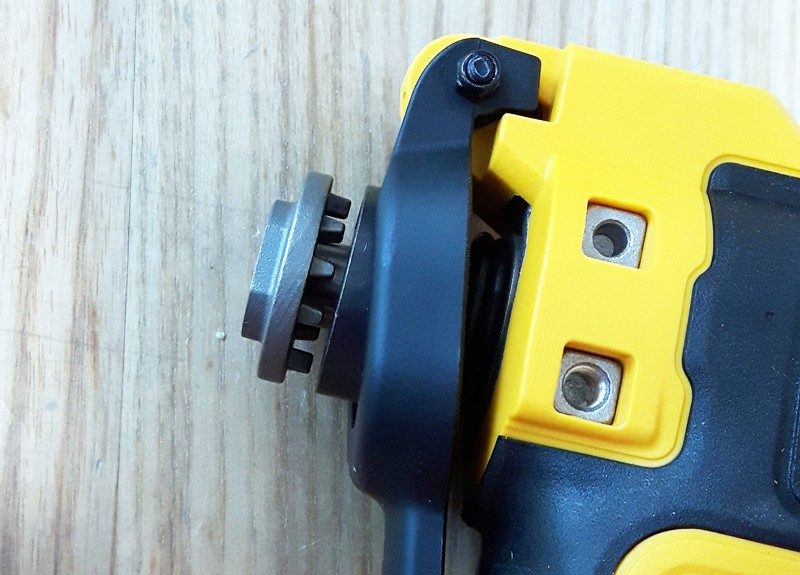DEWALT XTREME 12V brushless cordless oscillating tool Canadian