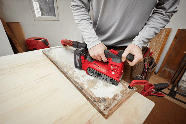 Milwaukee expands cordless sanding solutions