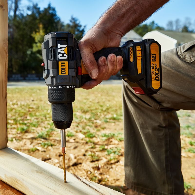 >New Cat DX11 18-Volt 1/2″ drill-driver with brushless motor packs 600 in./lbs. of torque