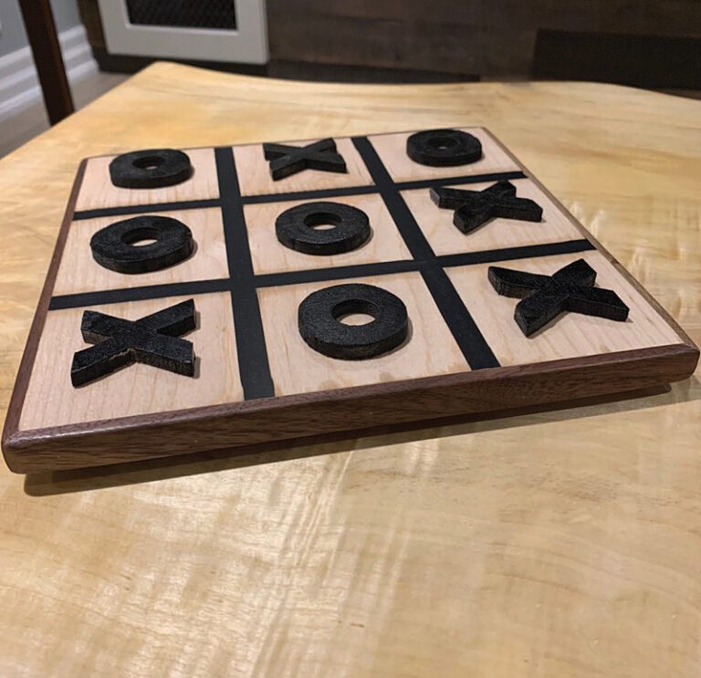 tic tac toe board