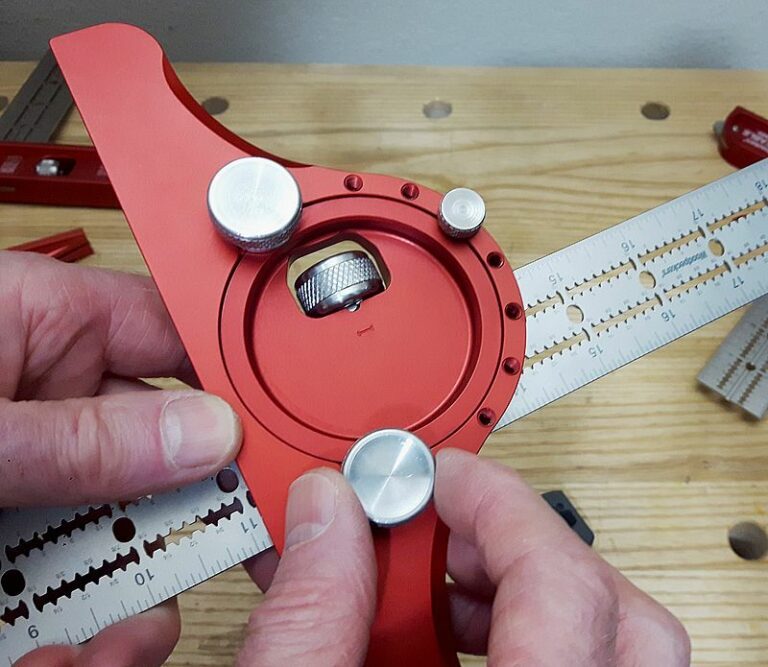 Woodpeckers inDEXIBLE standard combination square system Canadian Woodworking