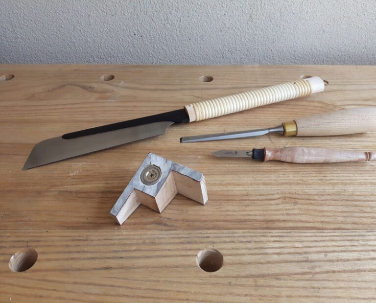 Make a dovetail guide