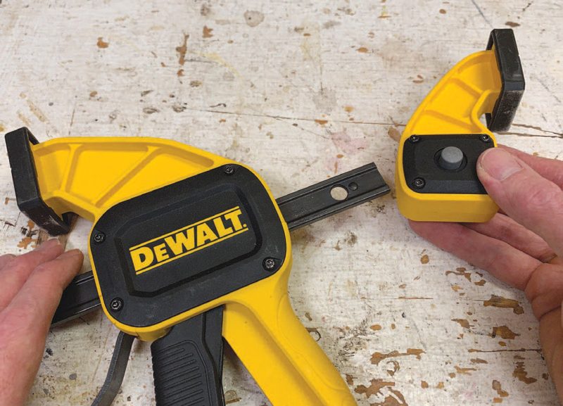 Dewalt 24 Extra Large Bar Trigger Clamp 600 lb Clamping Force