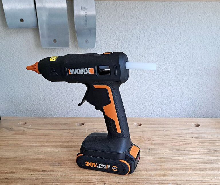 WORX 20V hot glue gun