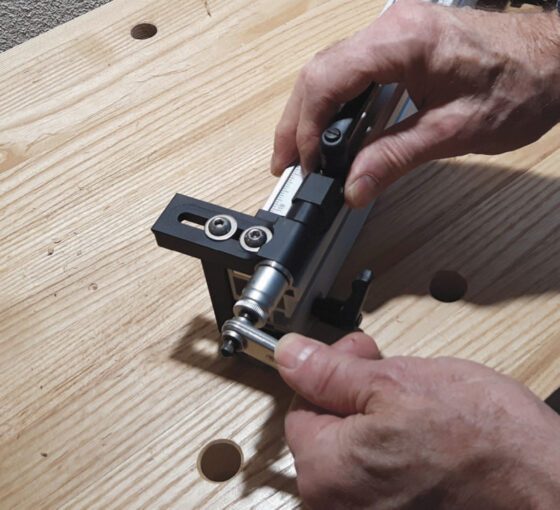 5 mitre gauges head to head Canadian Woodworking