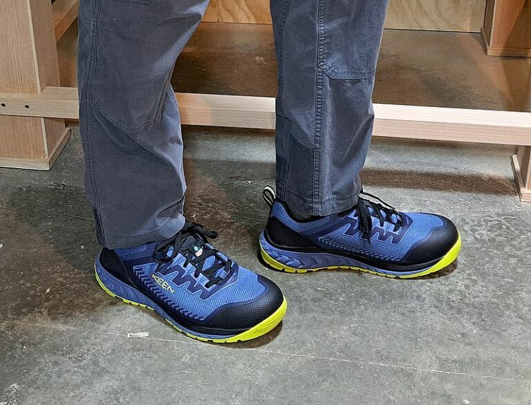 KEEN Utility Arvada work sneaker