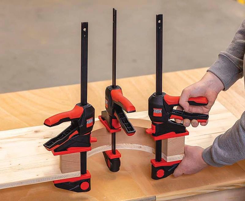 BESSEY 360° rotating trig­ger clamp