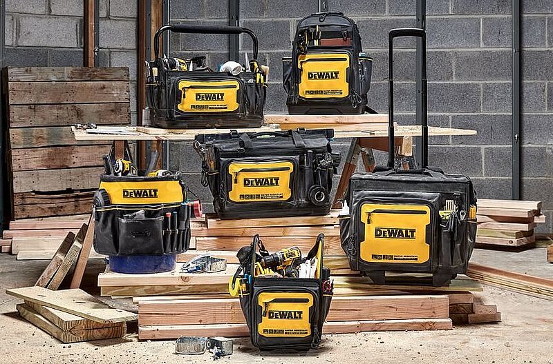 >Optimize organization with the new DEWALT bucket tool organizer designed with 37 pockets and loops