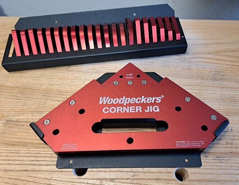 Woodpeckers corner jig