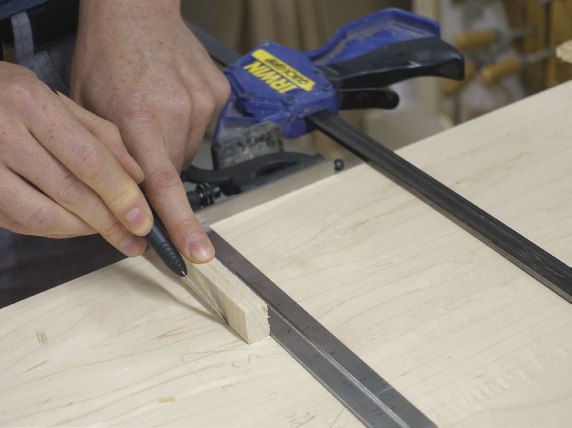 Mark the Centre Mortises