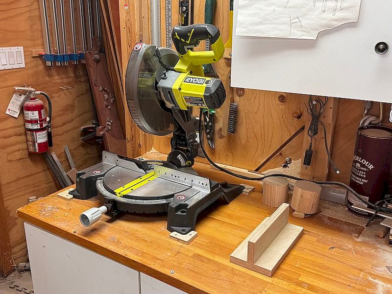 Calling all mitre saw stations!