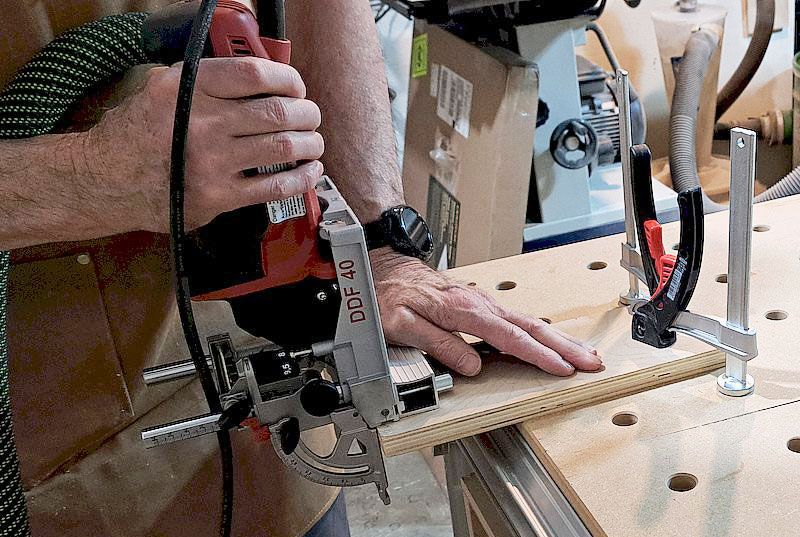 ZA 22 support bracket in use